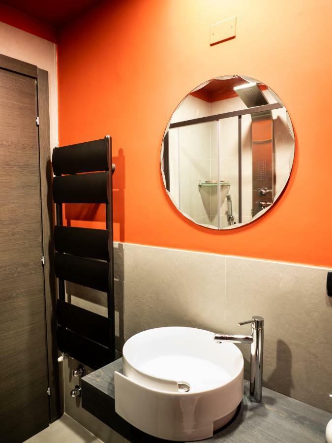 Carlotta Station Suite Bolonha Exterior foto