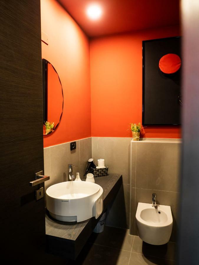 Carlotta Station Suite Bolonha Exterior foto