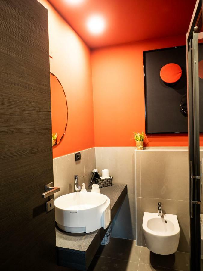 Carlotta Station Suite Bolonha Exterior foto